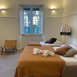 marcantonio-home-near-the-colosseum-3941.it-romehotels.com/