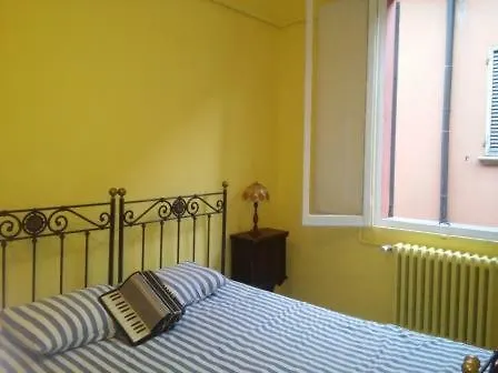 A Quattro Passi Apartment Bologna 0*,